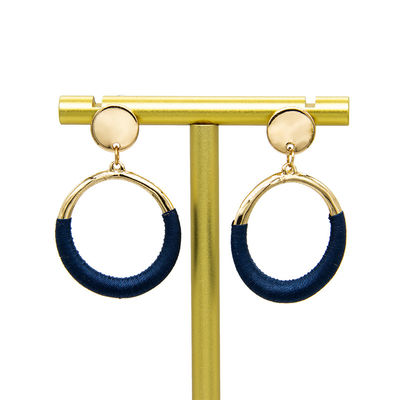 Pendientes del oro de la corona del aro del cartílago de Diamond Helix 16g de los pendientes de la perforación del oro de la ventana de la nariz